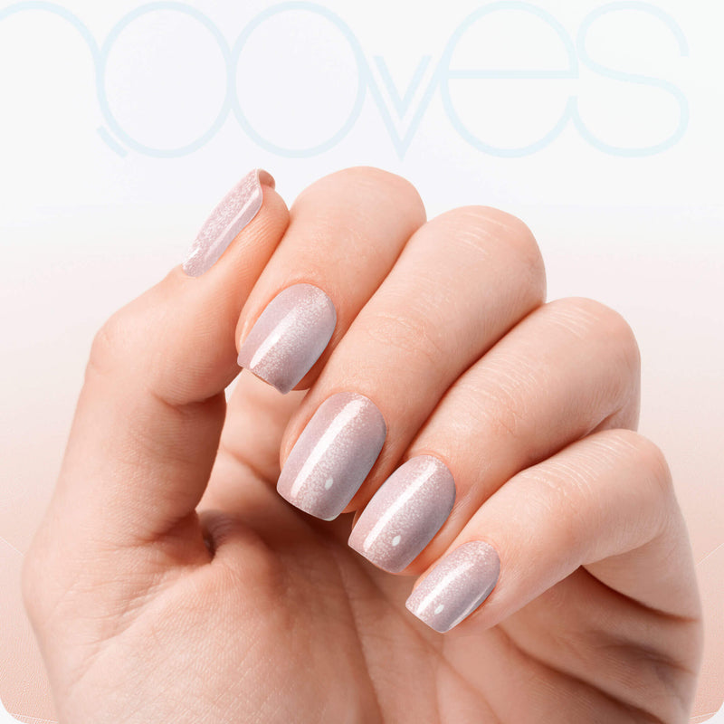 Gel Nail - Toffe Magnet - Nooves Nails